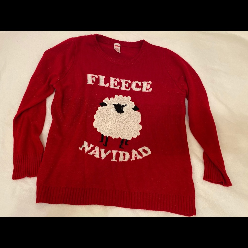 Holiday Time Fleece Navidad Sweater size XL Red with Sheep🐑🐑